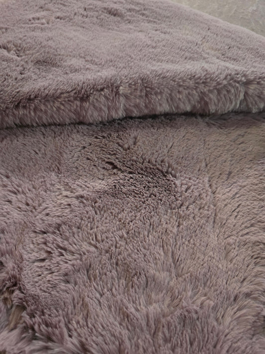 Double Sided Dewberry Mega Whispy 60x90